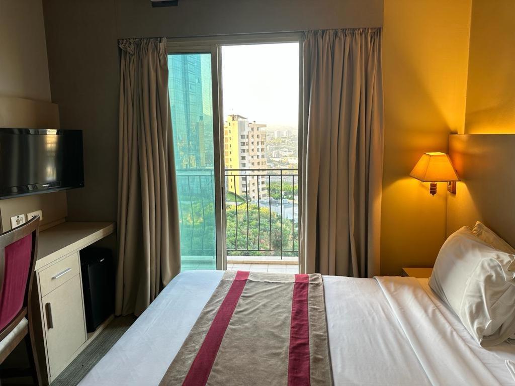 Padova Hotel Бейрут Экстерьер фото