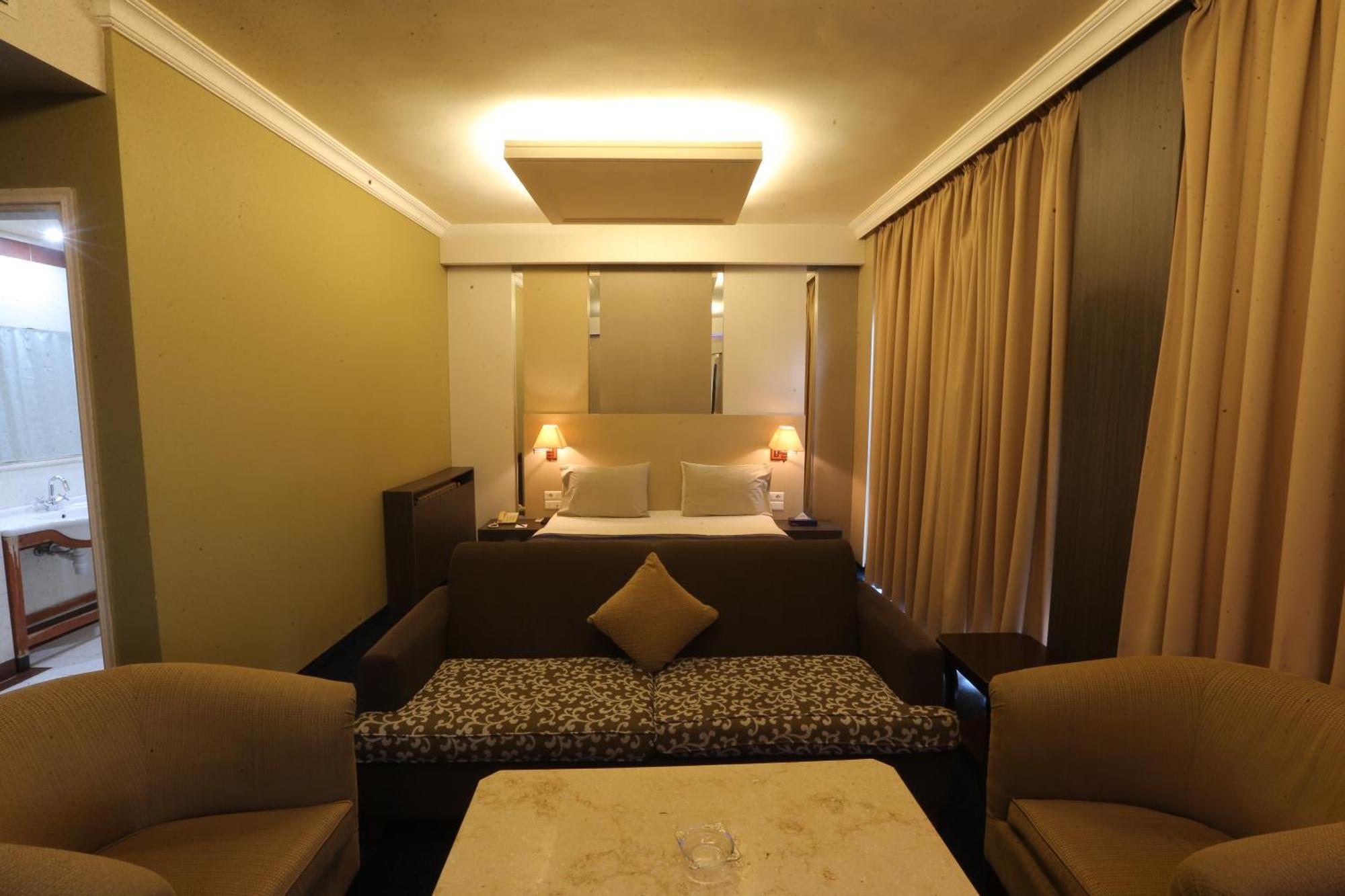 Padova Hotel Бейрут Экстерьер фото