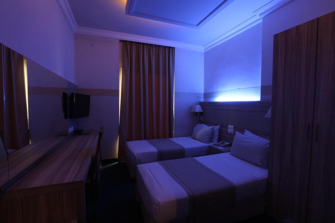 Padova Hotel Бейрут Экстерьер фото